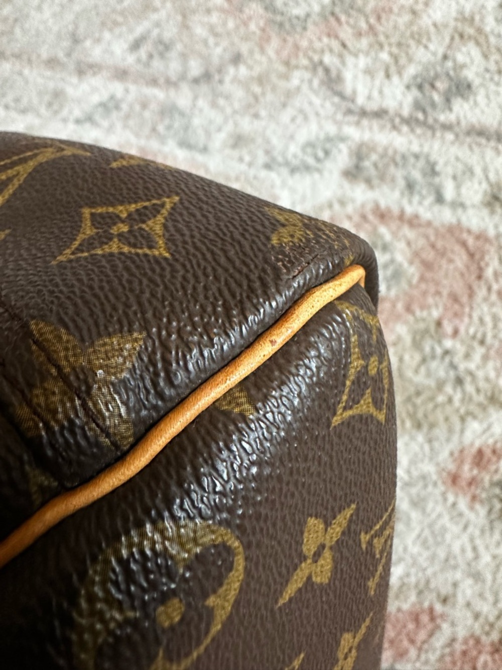 Authentic Louis Vuitton Monogram Deauville - Picture 3 of 7